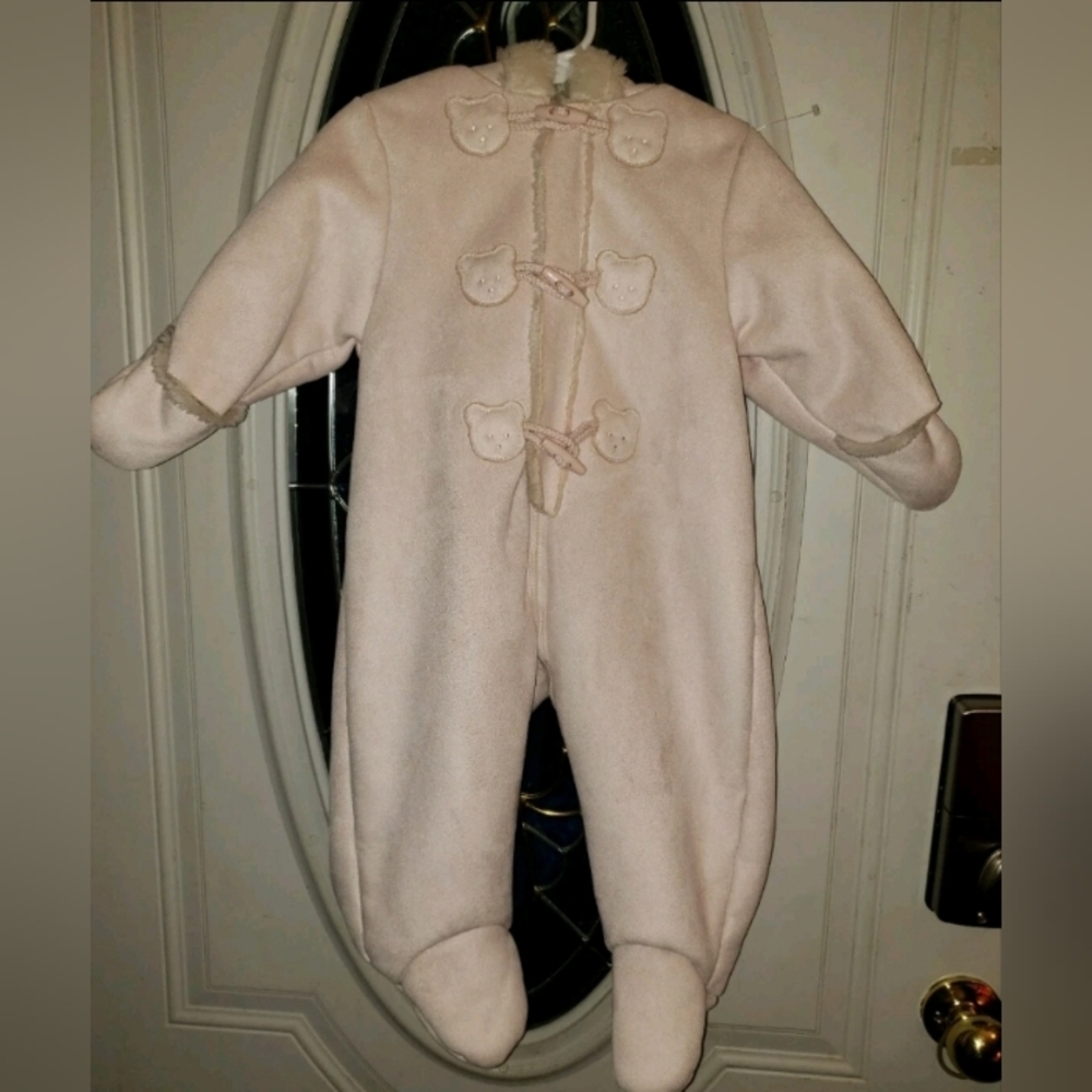 EUC Cuddle Bear Snow Suit Bunting Size 6/9 Months Faux Fur All Over Suede